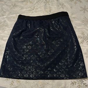 Ann Taylor skirt Sz 6 color black
